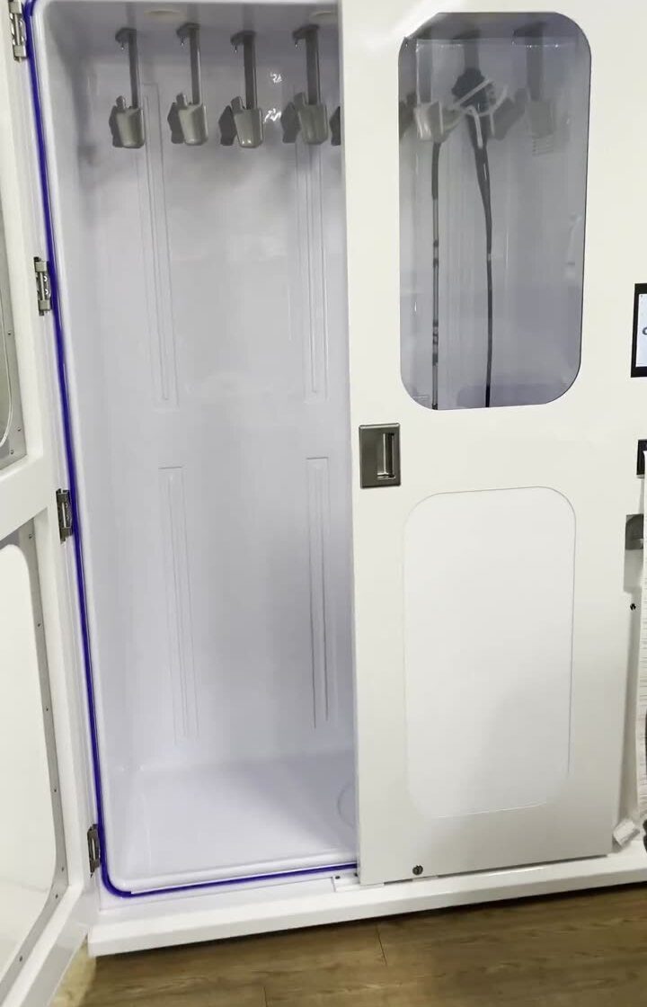 Inside of the endoscope storage cabinet